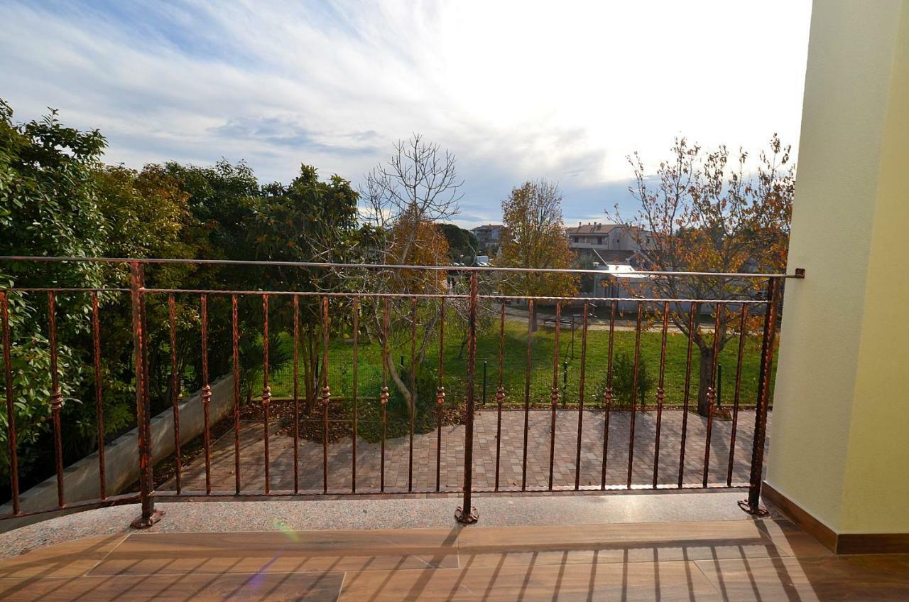 Stella Apartments Novigrad Istria Buitenkant foto